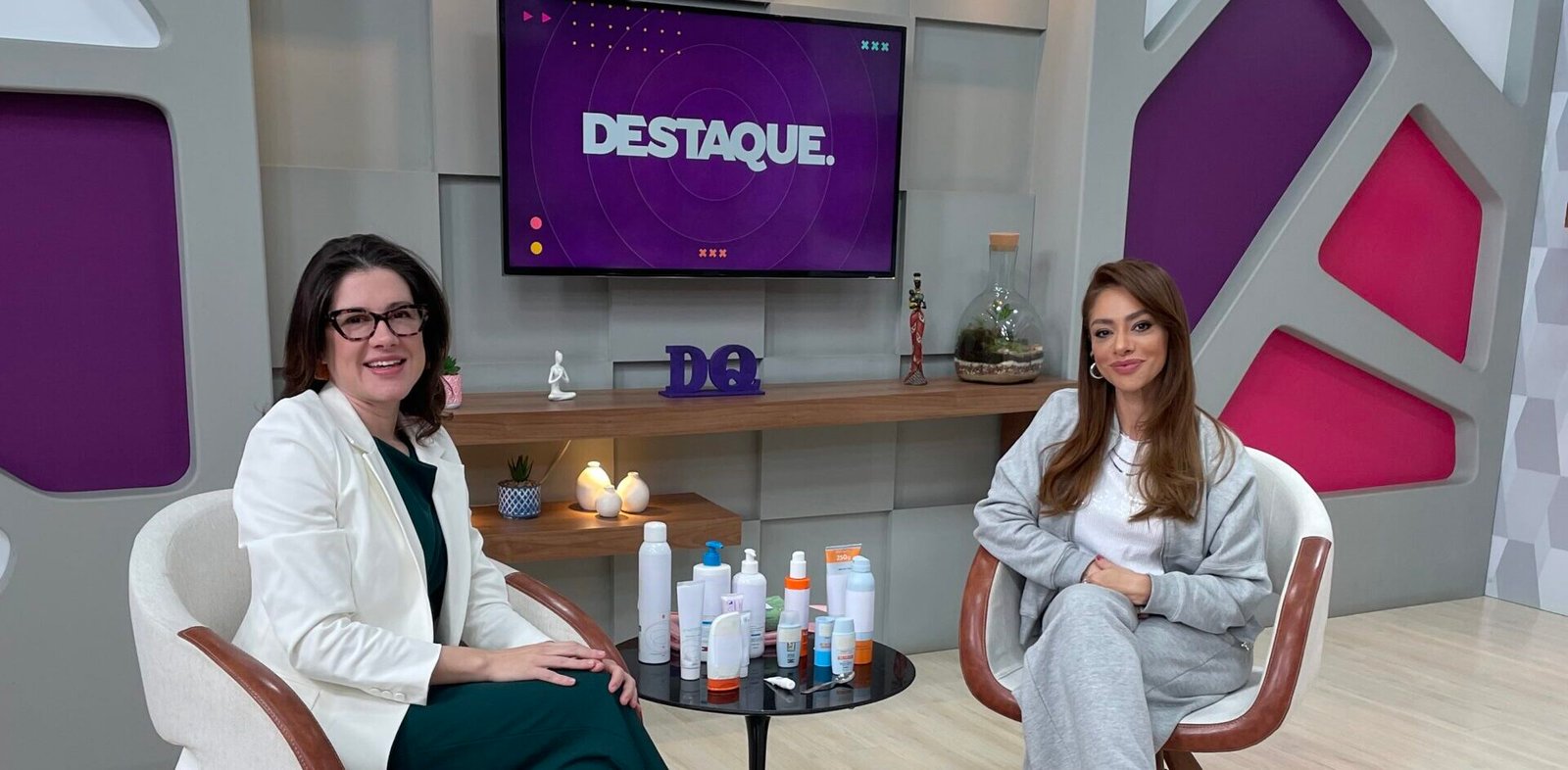 Dermatologista pediátrica em Londrina fala sobre cuidados com a pele das crianças nas férias no Programa Destaque da Rede Massa.